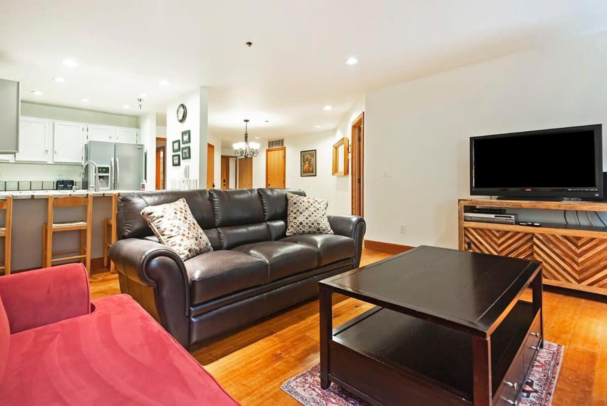 Stunning Location 2Bdr Condo Retreat Park Stadt Exterior foto